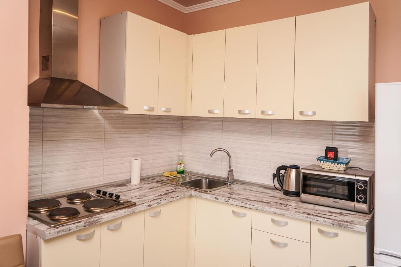 Cozy Apartment In A New Building Close To The Downtown Kiev Esterno foto